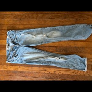 Light washed Hollister denim jeans w/ small rips